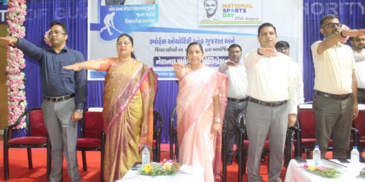 ભાવનગર ખાતે કેન્દ્રિય રાજયમંત્રી શ્રીમતી નિમુબેન બાંભણીયાના અધ્યક્ષસ્થાને નેશનલ સ્પોર્ટ્સ ડે નો કાર્…