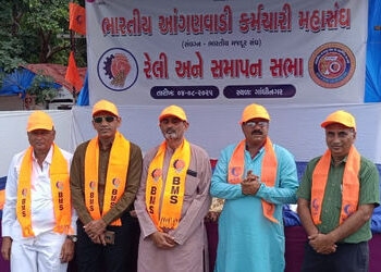 ગાંધીનગરમાં આંગણવાડી કાર્યકરોની પડતર માંગણી સાથે રેલી : પોલીસ બંદોબસ્ત ગોઠવાયો | anganwadi workers r…