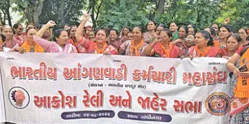 આંગણવાડી કાર્યકર અને તેડાગરની માંગણી નહીં સંતોષાય તો વિધાનસભાનો ઘેરાવ કરવાની ચિમકી | Threat to surro…