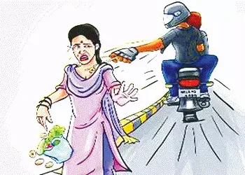 અંબાપુર કેનાલ પાસે કારમાં બેઠેલી યુવતીના સોનાના દોરાની લૂંટ | Gold thread stolen from a young woman …