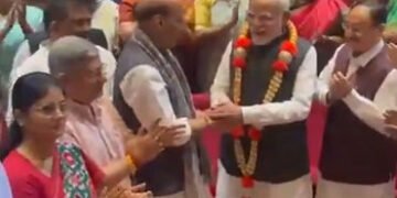 ‘વિપક્ષ પોતાના જ પગ પર કુહાડી મારવામાં માહેર’, NDA સંસદીય દળની બેઠકમાં PM મોદીના પ્રહાર | nda parlia…