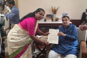 થરાદ-અમદાવાદ ભારતમાલા એક્સપ્રેસ હાઇવે મામલે ગેનીબહેન ઠાકોરે નીતિન ગડકરીને કરી રજૂઆત | Geniben Thakor…