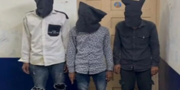 સુરતીઓ રિક્ષામાં મુસાફરી કરતા પહેલા ચેતજો! ચપ્પુ બતાવીને મુસાફરોનો સામાન લૂંટતી ગેંગ સક્રિય, આરોપીઓ …