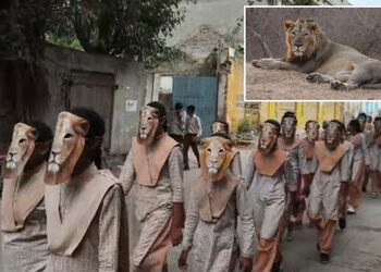 અમરેલી જિલ્લામાં વિશ્વ સિંહ દિવસની ઉજવણી, શાળાના વિદ્યાર્થીઓએ સિંહના મુખોટા પહેરી રેલી યોજી | World …