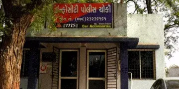 સોસાયટીમાં કેમ આવ્યા છો, તેમ કહી મિત્રને લેવા આવેલા યુવાન ઉપર હુમલો | Attack on a young man who came…