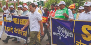 VIDEO : ‘તે મારો ડેટા નથી તેથી…’, સોગંદનામા પર સહી ન કરવા અંગે ચૂંટણી પંચને રાહુલ ગાંધીનો જવાબ | R…
