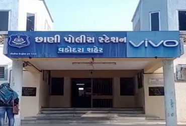 અમે બેંક ઓફિસર છીએ, તમારા પતિના 9લાખ આપવાના છે… વિધવાને ફસાવી દાગીના લૂંટી લીધા | widow woman robb…