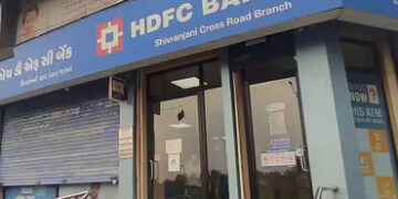 હવે HDFC બેન્કે પણ મિનિમમ બેલેન્સના નિયમો બદલ્યા, જાણો બીજી બેન્કોની પોલિસી | hdfc bank announce sav…
