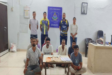 જંબુસર, ભરૂચ તથા અંકલેશ્વરમાં જુગાર રમતા 25 ઝડપાયા , રૂ. 6.05 લાખની મત્તા જપ્ત | 25 people caught fo…