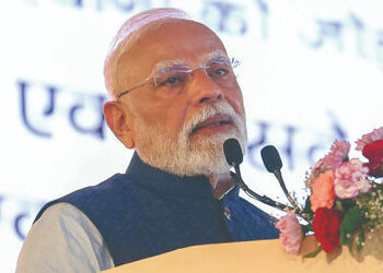અમેરિકા સાથે ટેરિફ વિવાદ વચ્ચે PM મોદીએ બોલાવી મહત્ત્વપૂર્ણ બેઠક, 7 કેન્દ્રીય મંત્રી રહેશે હાજર | PM…