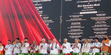 બિહારમાં ચૂંટણી પહેલા ભાજપનો મોટો ‘ખેલ’! PM મોદીની સભામાં દેખાયા RJDના ધારાસભ્યો | rjd mlas vibha de…