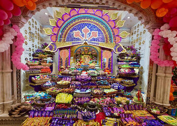શ્રાવણ માસની અમાસે શ્રીકષ્ટભંજન દેવ હનુમાનજી દાદાને 1 હજાર કિલોથી વધારે ચોકલેટનો શણગાર | hanumanji d…