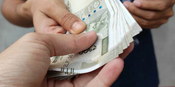 સરકારી કર્મચારીઓની પેન્શન મુદ્દે મૂંઝવણ દૂર, દીકરીઓ પણ છે હકદાર | government employees confusion ove…