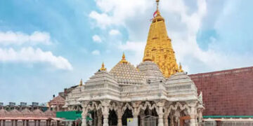 આરતીનો સમય, પ્રસાદ કેન્દ્રો અને પાર્કિંગ… અંબાજી આવતા પદયાત્રીઓ માટે ‘ઇ-મંદિર’ વોટ્સએપ ચેટબોટની સુ…
