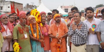 191 વર્ષ જૂનો લાલ દંડા સંઘ પહોંચ્યો માં અંબાને ધામ અંબાજી