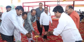 શ્રી ક્ષત્રિય કારડીયા રાજપૂત સમાજ વલભીપુર દ્વારા વિદ્યાર્થી સન્માન સમારોહ નું આયોજન કરવામાં આવ્યું