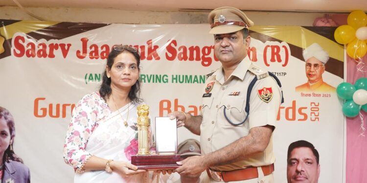 गुरु नानक खालसा कॉलेज की प्राचार्य डॉ प्रतिमा शर्मा को मिला लाइफटाइम अचीवमेंट अवार्ड