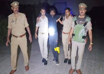 એકતરફી પ્રેમમાં મામાએ ભાણેજ પર કર્યો એસિડ એટેક, પોલીસ સાથે અથડામણ બાદ ઝડપાયો | Uncle crazy about one…