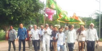 ભલગામડા ગામમાં રામદેવપીરના નેજાની શોભાયાત્રા યોજાઈ | Ramdevpir’s Neja procession held in Bhalgamda v…