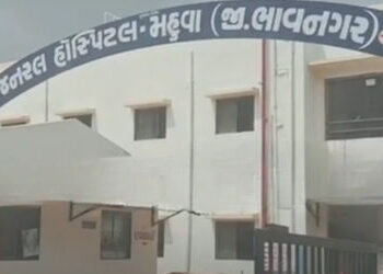 ભાવનગરના મહુવાના દરિયામાં નહાવા પડેલા બે યુવકો ડૂબ્યા, એકનો બચાવ, એકનું મોત | Two youths drowned in …