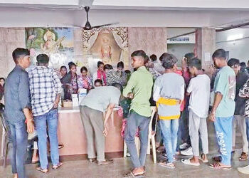માતરની જ્ઞાનશક્તિ રેસિડેન્શિયલ સ્કૂલમાં 60થી વધુ વિદ્યાર્થિનીને ફૂડ પોઈઝનિંગ | More than 60 students…