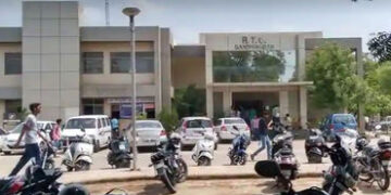 ગાંધીનગર આરટીઓ ભ્રષ્ટાચારનો અડ્ડો છ મહિનામાં બે વખત એસીબીની ટ્રેપ | Gandhinagar RTO a hotbed of corr…