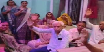 પોખરામાં ફસાયેલા ભાવનગરના પ્રવાસીઓ સુરક્ષિત ભારત પહોંચ્યા | Tourists from Bhavnagar stranded in Pokh…