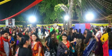 ગુજરાતના ત્રણ મોટા શહેરોમાં ગરબા આયોજકોએ ઈવેન્ટ કવરેજ, જાનહાનિ માટે 150 કરોડનો વીમો કરાવ્યો | garba …