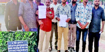 ખેડાના માતરના લઘુમતી વિસ્તારમાં ગરબા પર પ્રતિબંધના બોર્ડથી વિવાદ | Controversy over Garba ban in min…