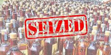 કન્ટેનરમાં કપડાંની આડમાં લવાતો 75 લાખનો દારૃનો જથ્થો ઝડપાયો