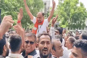 ભરૂચ દૂધધારા ડેરીની ચૂંટણીમાં ઘનશ્યામ પટેલે મેદાન માર્યું, ભાજપે આપેલા મેન્ડેટના તમામ ઉમેદવારો જીત્ય…