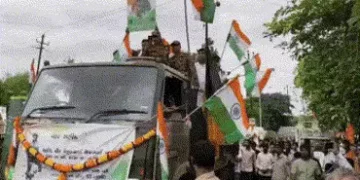 અમરેલી: ધામેલ ગામના શહીદ જવાન મેહુલભાઈને ગાર્ડ ઓફ ઓનર સાથે અંતિમ વિદાય, મોટી સંખ્યામાં લોકો ઉમટ્યા |…