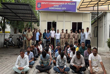 ઓપરેશન ક્લીન સ્વીપ હેઠળ ૭૪ આરોપીઓને ઝડપીને કાર્યવાહી કરી | DCP zone 7 executed operation clean swip …
