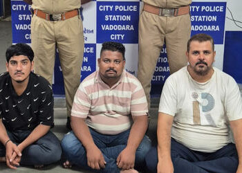 જૂનીગઢી વિસ્તારમાં પથ્થરમારો અને તોડફોડ કરનાર ૫૬ તોફાની ઝડપાયા | 56 rioters caught for stone pelting…