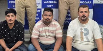 જૂનીગઢી વિસ્તારમાં પથ્થરમારો અને તોડફોડ કરનાર ૫૬ તોફાની ઝડપાયા | 56 rioters caught for stone pelting…