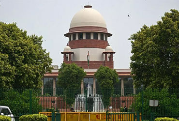 બદનક્ષીને ગુનાની શ્રેણીમાંથી બહાર કરવાનો સમય આવી ગયો છે : સુપ્રીમ