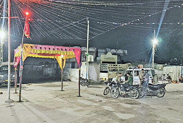 થાનમાં ગરબાના આયોજન મામલે 2 જૂથ વચ્ચે મારામારી બાદ ફાયરિંગ | Firing after fight between 2 groups ove…