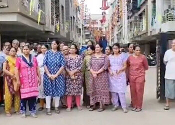 પાણી ભરાવાની સમસ્યાથી કંટાળીને ચૂંટણીનો બહિષ્કાર | Boycott of elections due to waterlogging problem