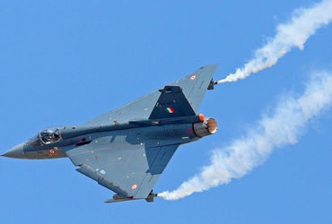 વાયુસેના બનશે વધુ શક્તિશાળી, સંરક્ષણ મંત્રાલયે 97 તેજસ ફાઇટર જેટ ખરીદવાની આપી મંજૂરી | Tejas Fighter…