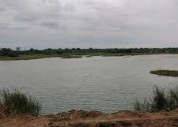 યુવકોના મોત માટે જવાબદાર કોન્ટ્રાક્ટર વિરૂદ્ધ પોલીસે ગુનો નોંધ્યો | sarkhej police file negligence F…