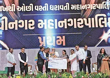 પાટનગર ગાંધીનગર સ્વચ્છતા સંદર્ભે સમગ્ર રાજ્યમાં પ્રથમ | The capital Gandhinagar ranks first in the e…