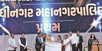 પાટનગર ગાંધીનગર સ્વચ્છતા સંદર્ભે સમગ્ર રાજ્યમાં પ્રથમ | The capital Gandhinagar ranks first in the e…