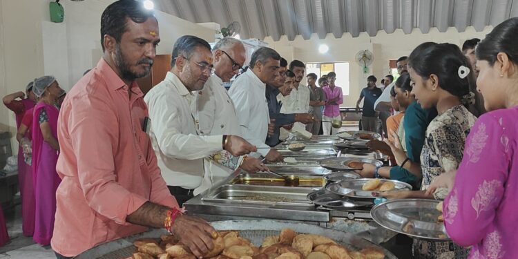 શ્રી આરાસુરી અંબાજી માતા દેવસ્થાન ટ્રસ્ટ અંબાજી દ્વારા આસો સુદ – ૯ને તા. ૦૧/૧૦/૨૦૨૫ના પાવન દિને અંબા…