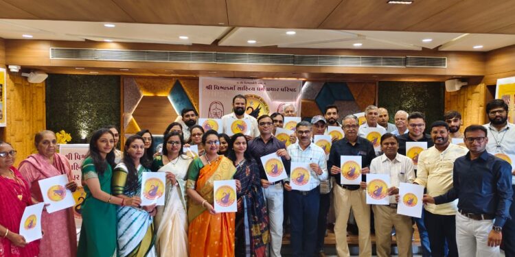 શ્રી વિશ્વકર્મા સાહિત્ય ધર્મ પ્રચાર પરિષદ દ્વારા 2 ઓક્ટોબર વિજ્યા દશ્મીના દિવસે વિશ્વકર્મા સમાજના લે…