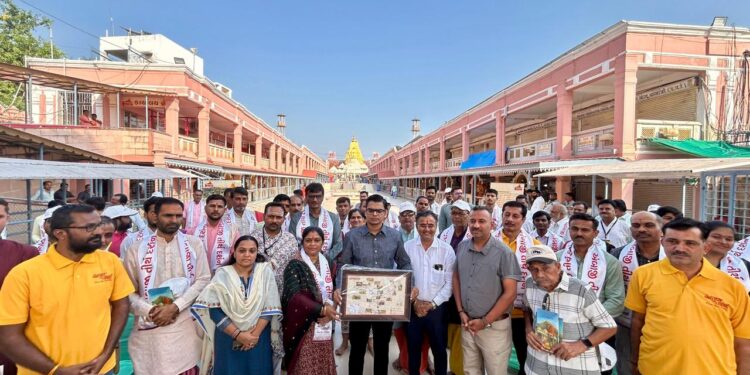 જિલ્લા કલેકટરશ્રી મિહિર પટેલે અંબાજી તીર્થ દર્શન સર્કિટનું ઉદ્દઘાટન કર્યું