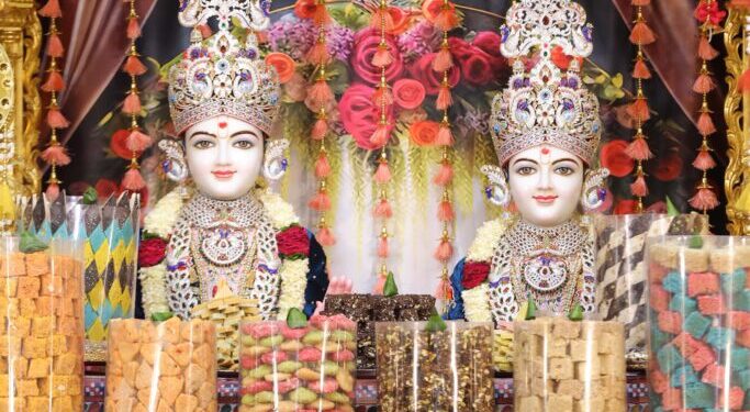 BAPS સ્વામિનારાયણ મંદિર, મહુવા દ્વારા. ઐતિહાસિક ભવ્યાતિભવ્ય ત્રિ દિવસિય અન્નકૂટ ઉત્સવ નું સંપન્ન થયે…