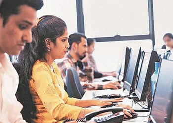 – સપ્ટેમ્બરમાં સેવા ક્ષેત્રની પ્રવૃત્તિ ધીમી : નવા ઓર્ડર તથા રોજગારમાં મંદ વૃદ્ધિ | Service sector a…