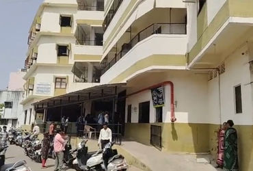 લિટલ ફ્લાવર્સ સ્કૂલમાં સામાન્ય બાબતે વિદ્યાર્થીઓ વચ્ચે મારામારી | Fight breaks out between students …