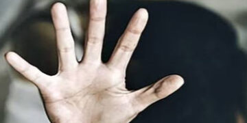 સોશિયલ મીડિયા પર સગીર વિદ્યાર્થિનીને ફસાવી, પરપ્રાંતીય યુવકે મારમારી બળાત્કાર ગુજાર્યો | Minor stude…