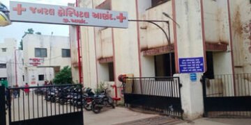 દિવાળીના તહેવારોમાં આણંદ સિવિલ હોસ્પિટલમાં અલાયદો વોર્ડ તૈયાર કરાયો | An isolated ward has been prep…